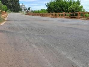 Cabeceira da ponte sobre o Passo Novo saída para Ibirubá está com afundamento
