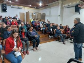 Em encontro foi apresentado curso de qualificação para presidentes de bairros