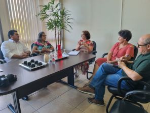 Deputada Stela Farias passa a integrar movimento pró-recuperação da Unicruz