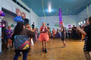 Margarete Araújo foi coroada como Rainha do Carnaval do CCI em Cruz Alta