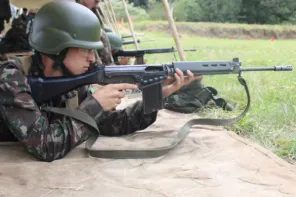 Soldados da EASA realizam Tiro de Instrução Básico em Cruz Alta