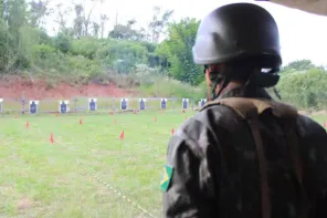 Soldados da EASA realizam Tiro de Instrução Básico em Cruz Alta