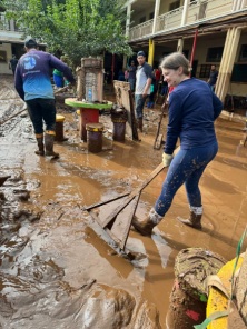 NO ANIVERSÁRIO DE PEJUÇARA> 80 Voluntários rumaram a Muçum e Roca Sales