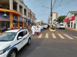 Após 02 anos, Cruz Alta volta a realizar a procissão de Corpus Christi