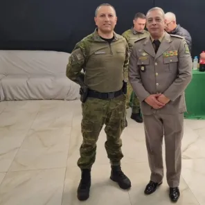 PARABÉNS!>Tenente Hochmuller é homenageado pelos 35 anos na Brigada Militar