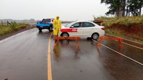 Temporal provoca destelhamentos e quedas de árvores em Cruz Alta