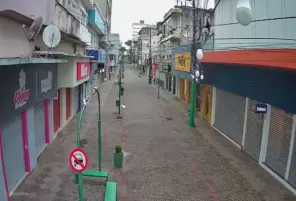 CARNAVAL> TERÇA> Com liminar, parte do comércio deve abrir; a maioria fecha