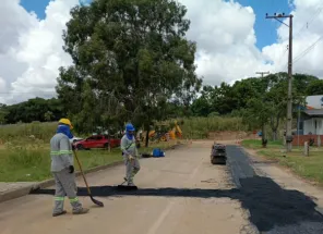 REPAVIMENTAÇÃO> Corsan segue com trabalhos de recuperação de vias no município