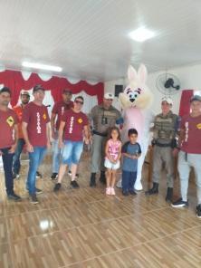 Grupo Otopatamar e Brigada na Páscoa Solidária na Vila Rancho em Cruz Alta