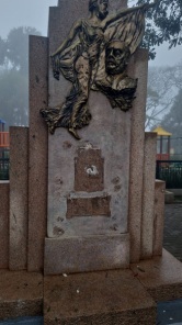 VANDALISMO EM CRUZ ALTA> Monumentos Históricos saqueados por placas de  cobre