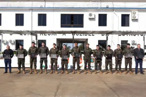 EASA homenageia veteranos em cerimônia militar em Cruz Alta