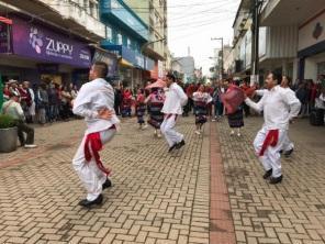 Grupos Folclóricos do México, Argentina e Bolívia se apresentam em Cruz Alta