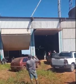 Produtores bloqueiam armazém da Cotribá no Espinilho por falta de pagamento