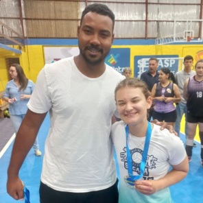 3ºTORNEIO MUNICIPAL DE VÔLEI FEMININO> Gurias do Vôlei vence o torneio