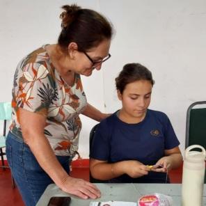 VAGAS LIMITADAS: Cruz Alta oferece aulas gratuitas de artesanato para crianças