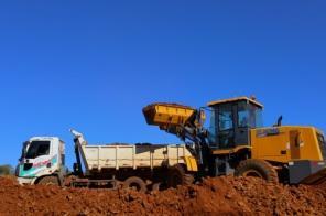 OBRAS: Estrada velha para Pejuçara tem recuperação em pontos críticos