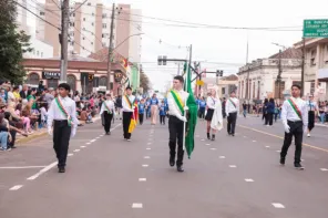 Cruz Alta celebra 205 anos com tradicional Desfile Cívico