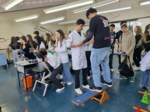Feira das Profissões da UNICRUZ reúne 28 escolas e mais de 1.200 alunos