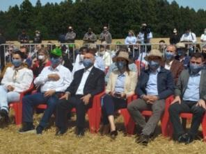 Evento em Cruz Alta abre oficialmente a colheita de trigo no estado