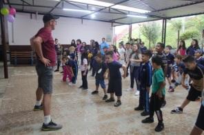 Escolas recepcionam alunos no 1º dia de aulas da rede municipal de ensino