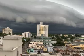 CRUZ ALTA | Rajadas de até 83 km/h atingem município e deixam bairros sem luz