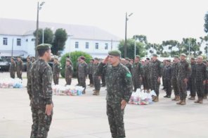 SOLIDARIEDADE> EASA promove ação solidária com doação de cestas básicas