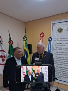 Lions Clube Cruz Alta Centro empossa nova diretoria para o AL 2025/2026