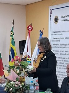 Lions Clube Cruz Alta Centro empossa nova diretoria para o AL 2025/2026