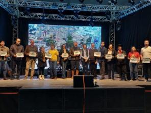 Festa do aniversário de Cruz Alta reúne grande público no ginásio municipal