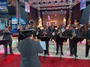 Festa do aniversário de Cruz Alta reúne grande público no ginásio municipal