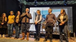 CCGL doa uma tonelada de leite em pó para a assistência social de Cruz Alta