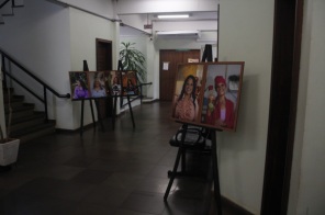 Projeto Retratos de Resiliência tem exposição nesta terça no Fórum