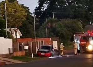 SUSTO!> Incêndio destrói veículo no início da manhã na Boa Parada