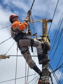 Furto de fiação deixa 18 casas sem luz por mais de 11 horas em Cruz Alta
