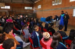 Projeto Correndo para o Futuro inicia atividades na escola Alberto Pasqualini
