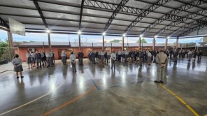 Escola Frederico Baiocchi realiza cerimônia de troca de líderes de turma