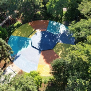 EMILIO DROPPA> Revitalização da praça está quase concluída