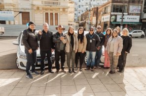 Cruz Alta investe em frota e entrega 8 carros para duas secretarias