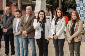 Cruz Alta investe em frota e entrega 8 carros para duas secretarias