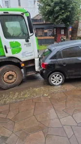 TRÂNSITO> Motorista deixa local após acidente com três veículos em Cruz Alta