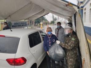 6.500 agasalhos foram arrecadados no Drive Thru Solidário do 29° GAC AP 