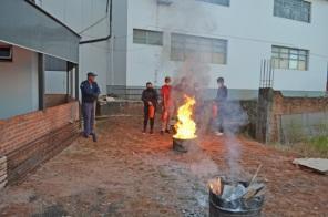 Bombeiros realizam capacitação de prevenção e combate a incêndios no HSVP