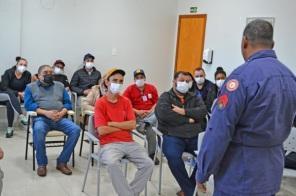 Bombeiros realizam capacitação de prevenção e combate a incêndios no HSVP