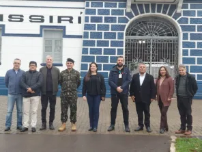 Comandante do 29º GAC AP recebe imprensa e destaca integração com Cruz Alta
