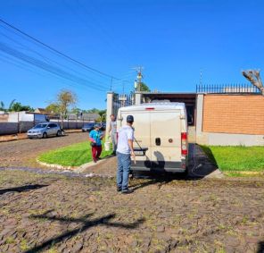 Catadores da Unicca realizam ações de sensibilização e educação ambiental em C