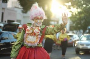 Último desfile de Natal encanta público
