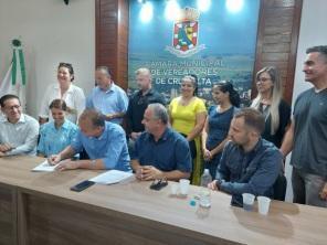 Assinado contrato para obra de acessibilidade na Câmara de Vereadores