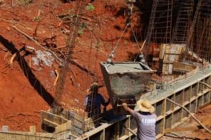 Ponte sobre o Rio Passo Novo segue em andamento no interior de Cruz Alta