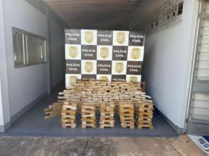 Veículo argentino é flagrado com mais de 200 kg de maconha em Condor