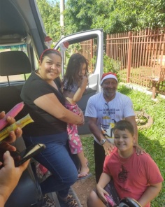 CRAS SOL>Equipes vão aos bairros levar brinquedos após festa de sábado